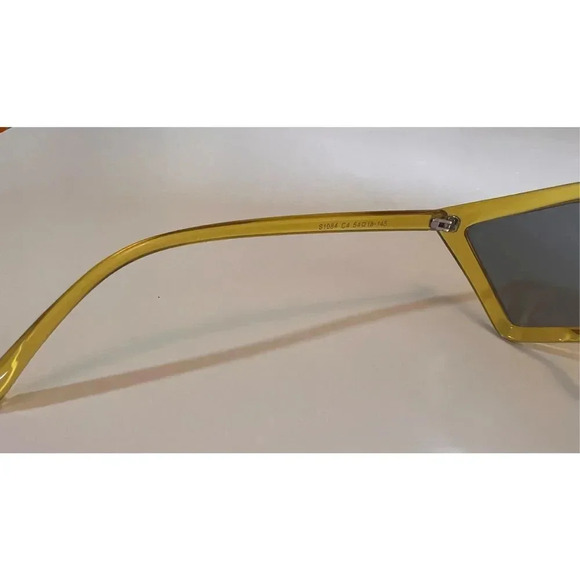 Women Modern Fashion Geometric Diamond Shape Pointy Yellow Sunglasses - Picture 5 of 8